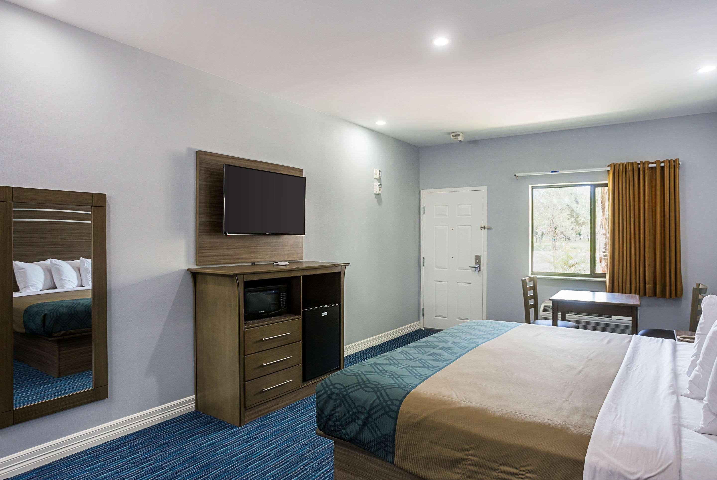 Home Place Inn Spring I-45 North And 1960 Westfield Экстерьер фото